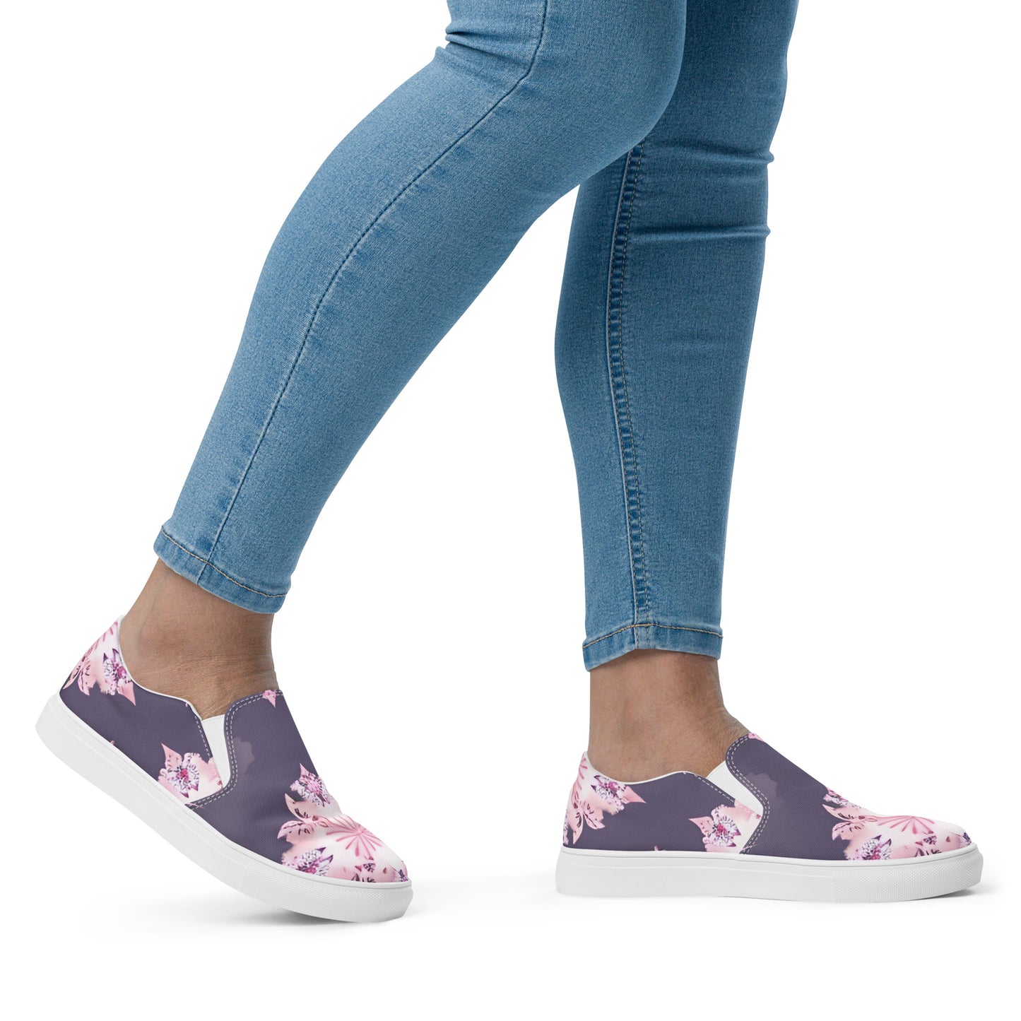 Women’s slip-on canvas shoes