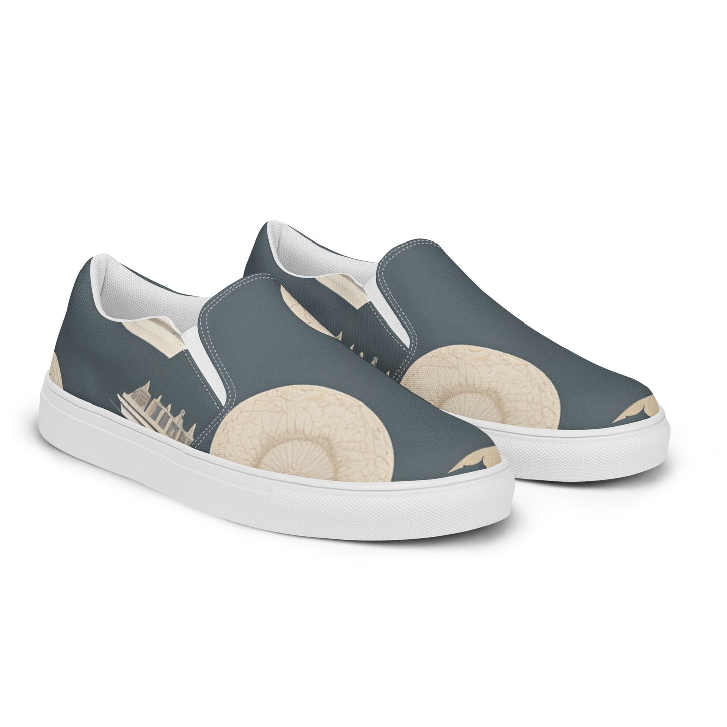 Women’s slip-on canvas shoes