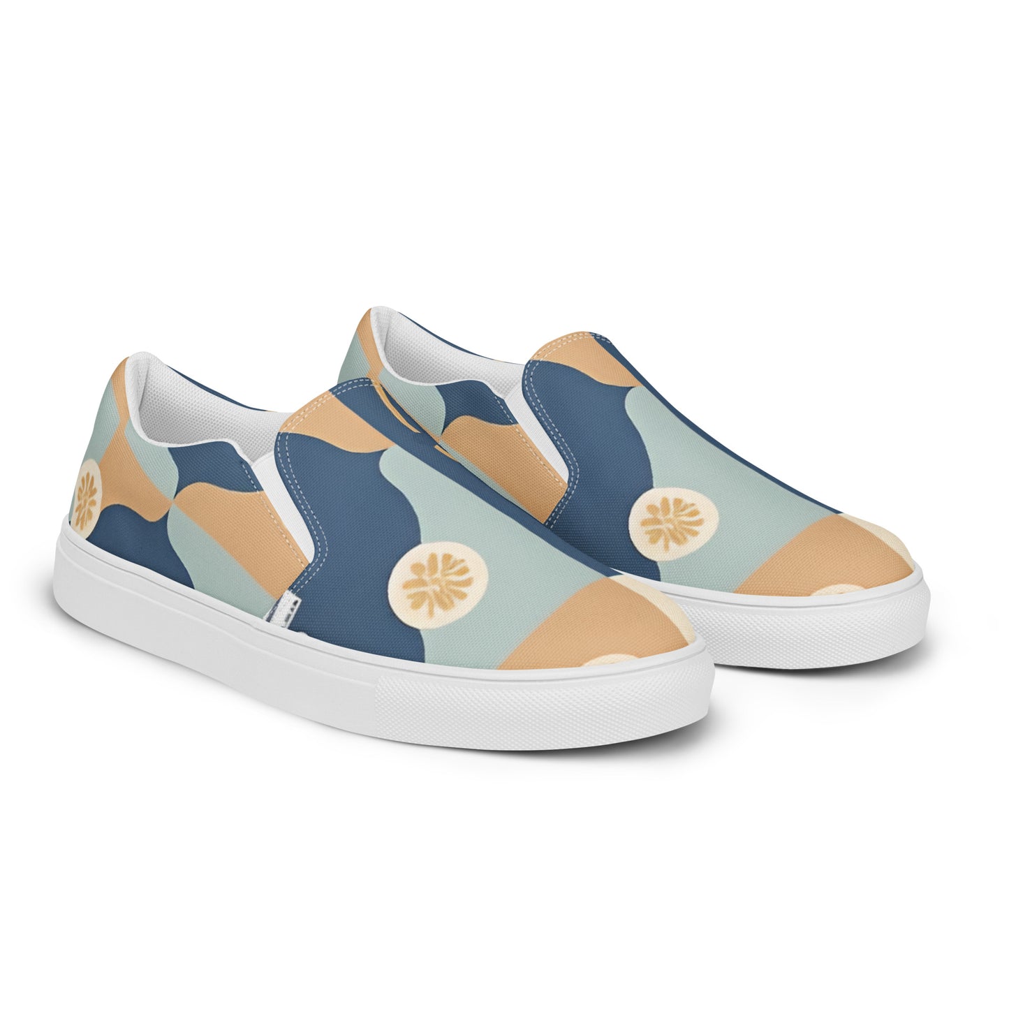 Women’s slip-on canvas shoes